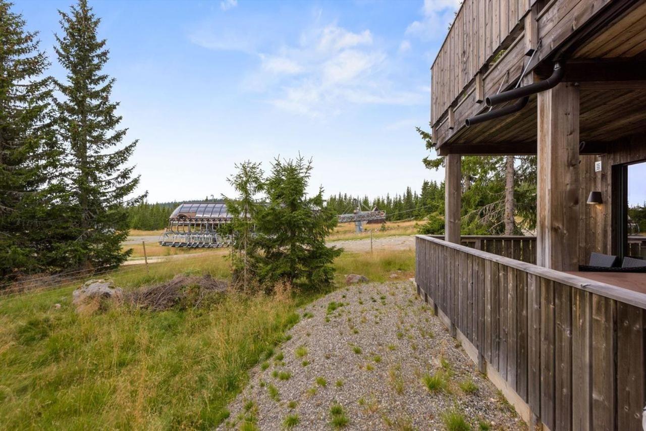 Modern Ski-in Out At Apartment Sjusjoen